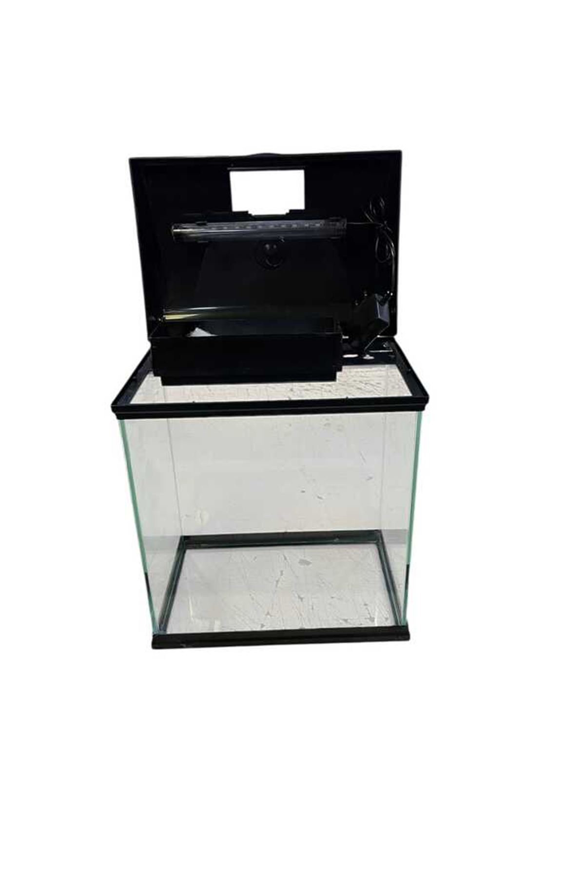Led Işıklı  Akvaryum 30x30x20 cm